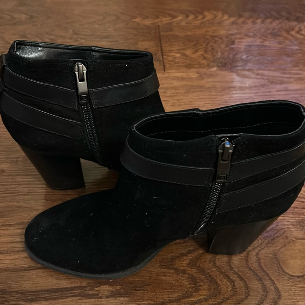 Black 7.5 Liz Claiborne Ankle Boots